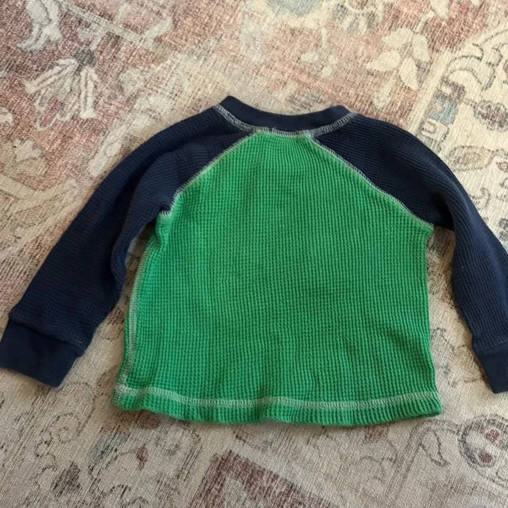 GAP Kids Long Sleeve Thermal Shirt in Green and Navy